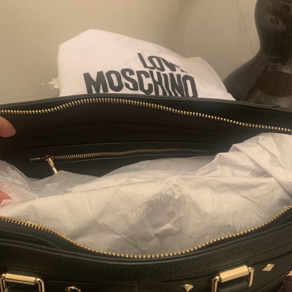 NEW WITH TAGS LOVE MOSCHINO BORSA GENUINE LEATHER BLACK STUD SHOULDER BAG - Picture 6 of 6